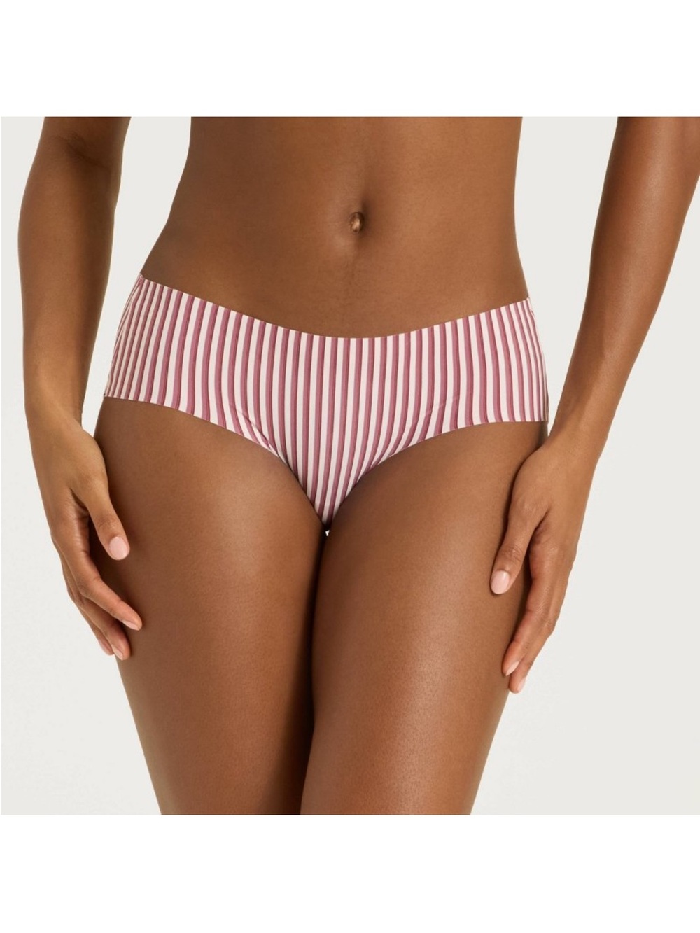Women's Invisible Edge Laser Cut Hipster
Underwear - Auden™ Berry Red S